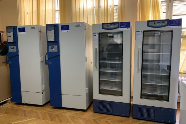 Delivery of freezers and refrigerators for vaccine storage to Institute for Public Health of Serbia Batut
